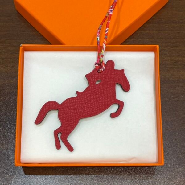 Full Handmade Knight Horse Charm Epsom Rouge Casaque / Togo Gold