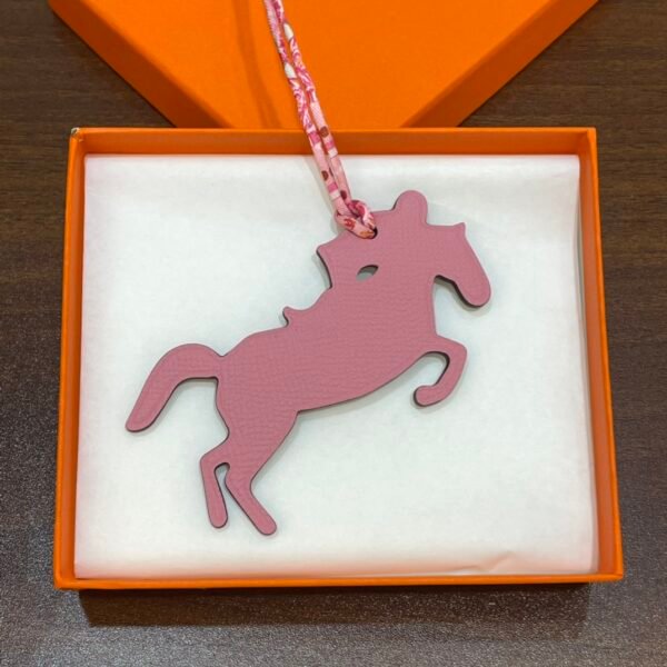 UK London 187 Factory Rose Confetti Epsom Leather / Togo Leather Dark Coffee Knight Horse Charm