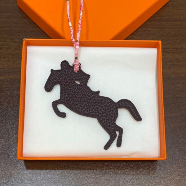 UK London 187 Factory Rose Confetti Epsom Leather / Togo Leather Dark Coffee Knight Horse Charm