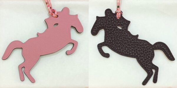 UK London 187 Factory Rose Confetti Epsom Leather / Togo Leather Dark Coffee Knight Horse Charm