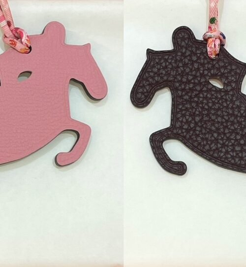 UK London 187 Factory Rose Confetti Epsom Leather / Togo Leather Dark Coffee Knight Horse Charm