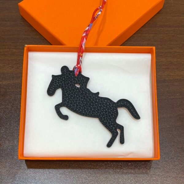 Full Handmade Knight Horse Charm Rouge Casaque Epsom Leather / Noir Togo Leather