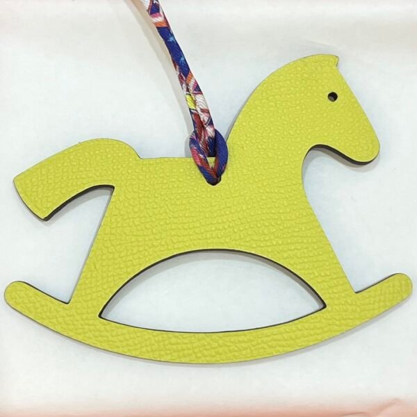 Australia Sydney 187 Factory Lime Epsom / Blue Saphir Togo Trojan Horse Charm