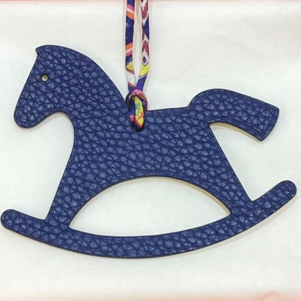 Australia Sydney 187 Factory Lime Epsom / Blue Saphir Togo Trojan Horse Charm