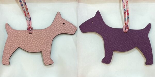 Australia Sydney Dog Charm Rose Eglantine Togo Leather / Violet Epsom Leather