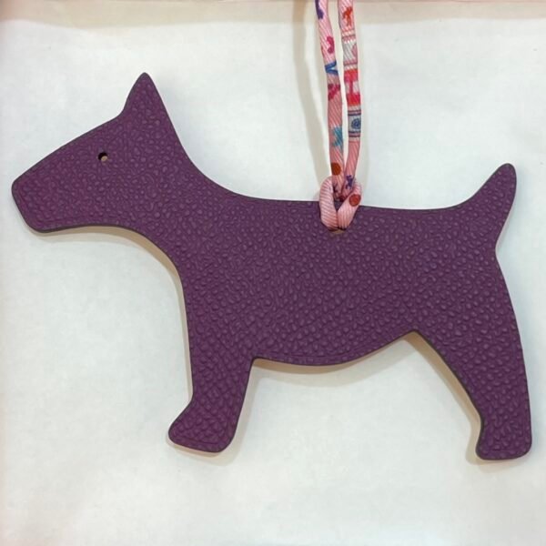 Australia Sydney Dog Charm Rose Eglantine Togo Leather / Violet Epsom Leather
