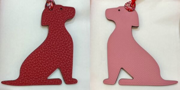 USA New York Little Dog Charm Rose Confetti Togo / Rouge Casaque Epsom