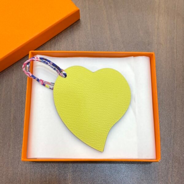 187 Factory Bag Charms Heart Charm Lime Epsom / Blue Saphir Togo Leather