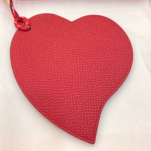 187 Factory Heart Charm Epsom Leather Rouge De Coeur / Gold Togo Leather Bag Charm