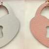 187 Factory Love Lock Charm Craie Epsom Leather / Rose Eglantine Togo Leather