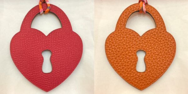 Canada Ottawa 187 Factory Love Lock Charm Rouge Casaque Epsom / Orange Togo Leather