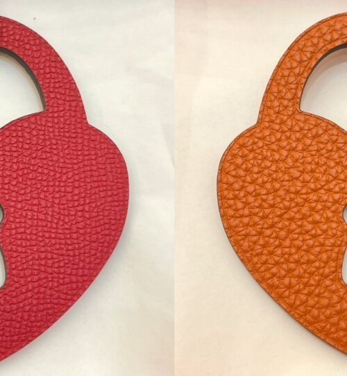 Canada Ottawa 187 Factory Love Lock Charm Rouge Casaque Epsom / Orange Togo Leather