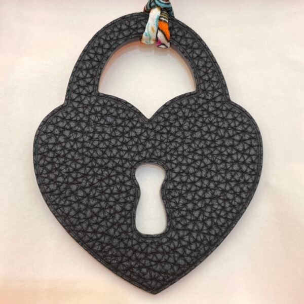 Full Handmade 187 Factory Love Lock Charm Epsom Rouge Casaque / Togo Black