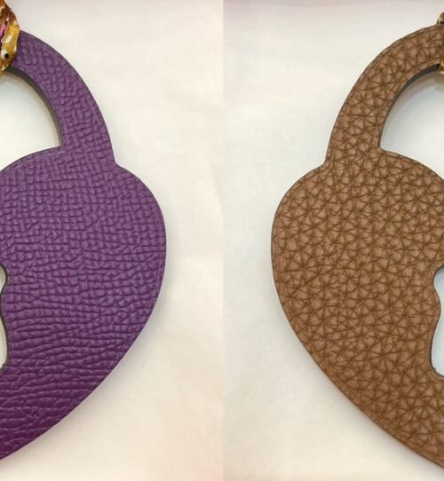 Canada Toronto 187 Factory Love Lock Charm Violet Epsom Leather / Gold Togo Leather