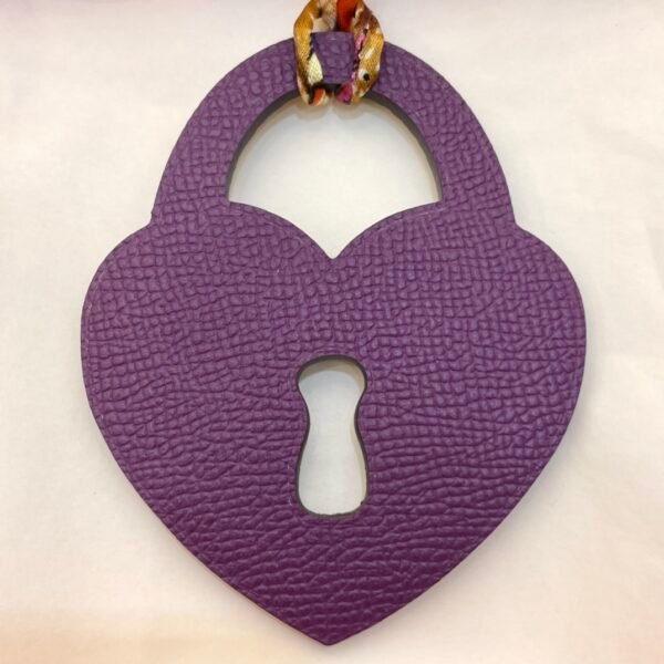 Canada Toronto 187 Factory Love Lock Charm Violet Epsom Leather / Gold Togo Leather