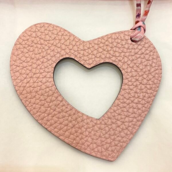 187 Factory Hollow Heart Charm Togo Leather Rose Eglantine / Epsom Leather Etoupe