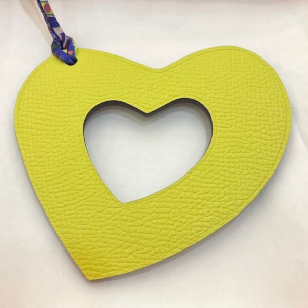Canada Ottawa 187 Factory Hollow Heart Charm Blue Saphir Togo / Lime Epsom Bag Charm