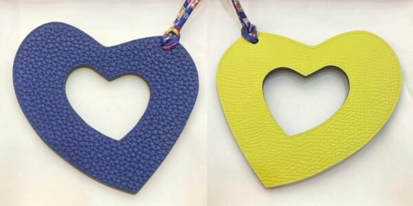 Canada Ottawa 187 Factory Hollow Heart Charm Blue Saphir Togo / Lime Epsom Bag Charm