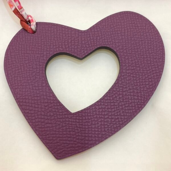 187 Factory Hollow Heart Charm Jaune D’or Togo Leather / Violet Epsom Leather