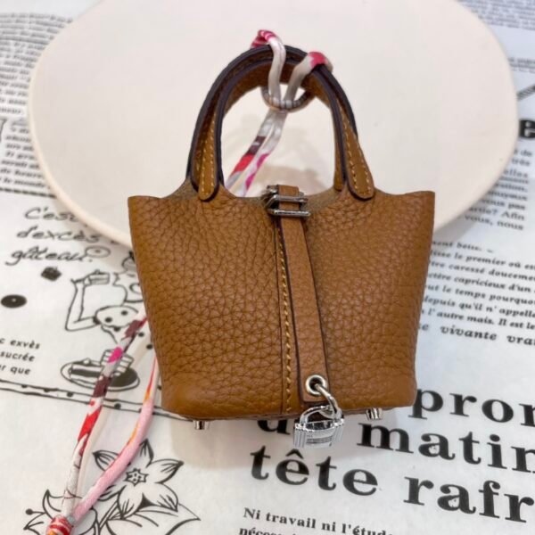 USA Washington CK37 Gold Togo Leather Picotin Bag Charm Silver Hardware