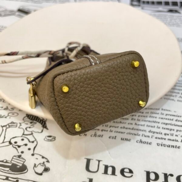 187 Factory Boutique Picotin Bag Charm Togo Leather CK18 Etoupe Gold Hardware