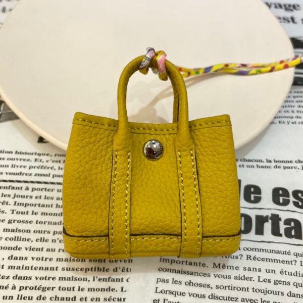 187 Factory Garden Party Charm Togo Leather 9D Amber Silver Hardware