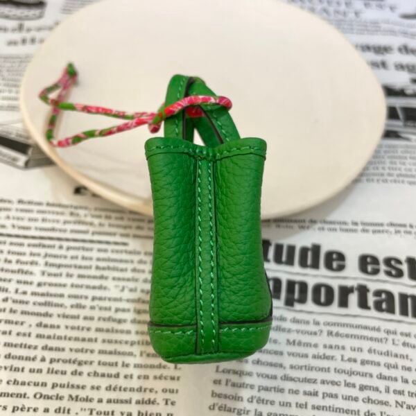 187 Factory Bag Hanging Togo Leather Garden Party Charm 1K Vert Bambou Silver Hardware