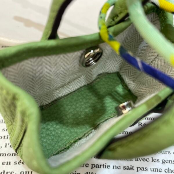 USA Washington 187 Factory Garden Party Charm Togo Leather 3I Vert Criquet Silver Hardware