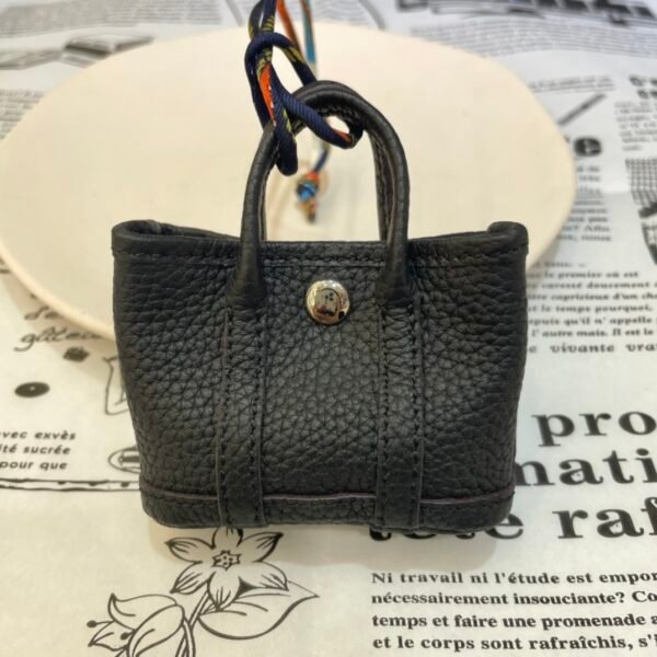 USA Washiongton 187 Factory Togo Leather 89 Noir Garden Party Charm Hangings Silver Hardware